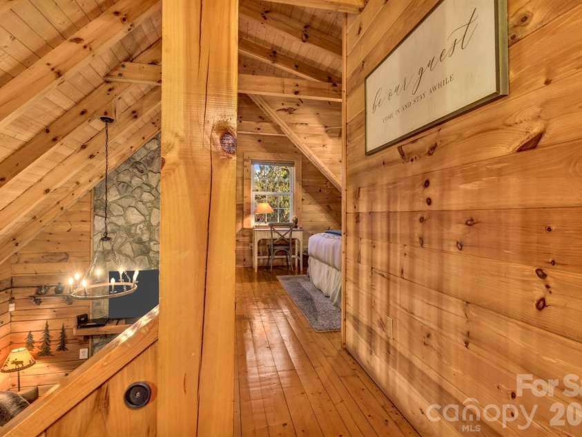 45 Ginger Lane, Waynesville, NC 28785.  MLS# CAR4392741, YatesRealty ID 17164. 