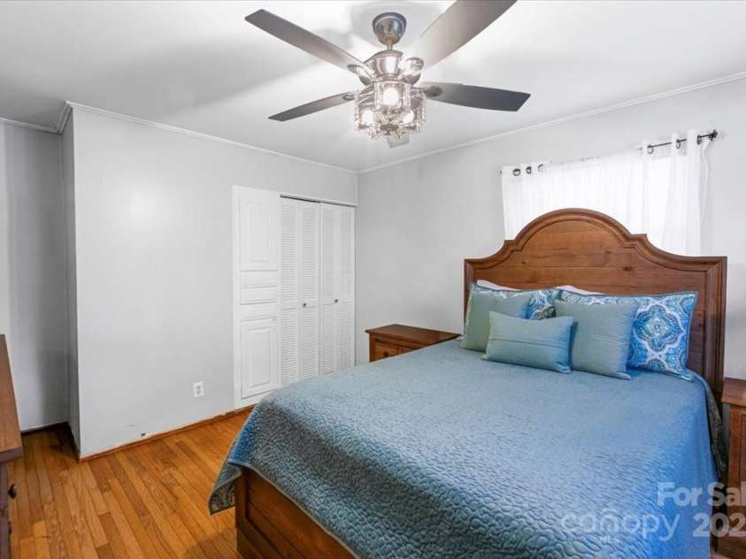 8 Northbrook Drive, York, SC 29745.  MLS# CAR4239609, YatesRealty ID 17164. 