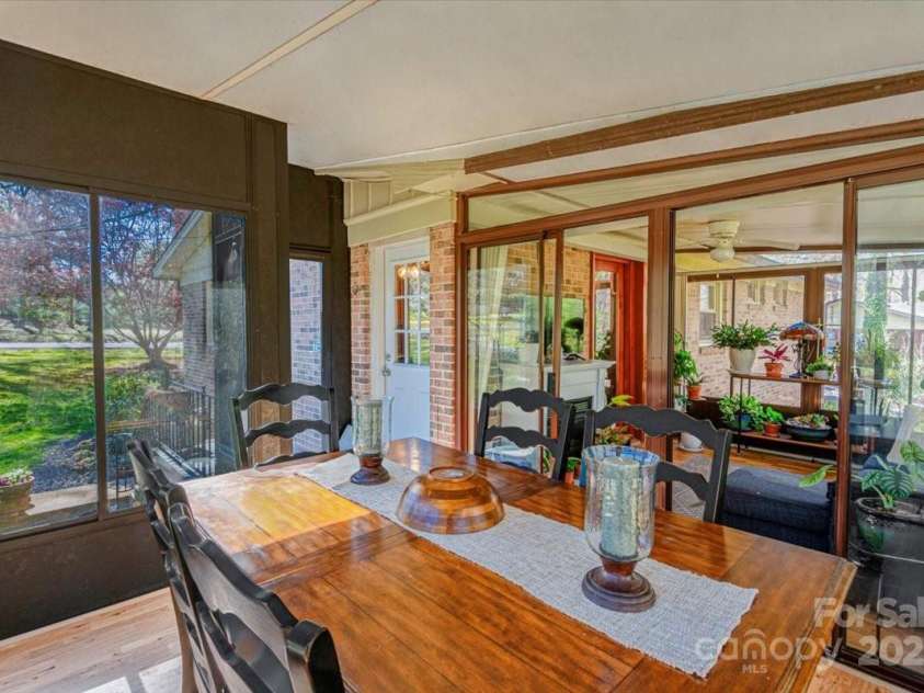 8 Northbrook Drive, York, SC 29745.  MLS# CAR4239609, YatesRealty ID 17164. 