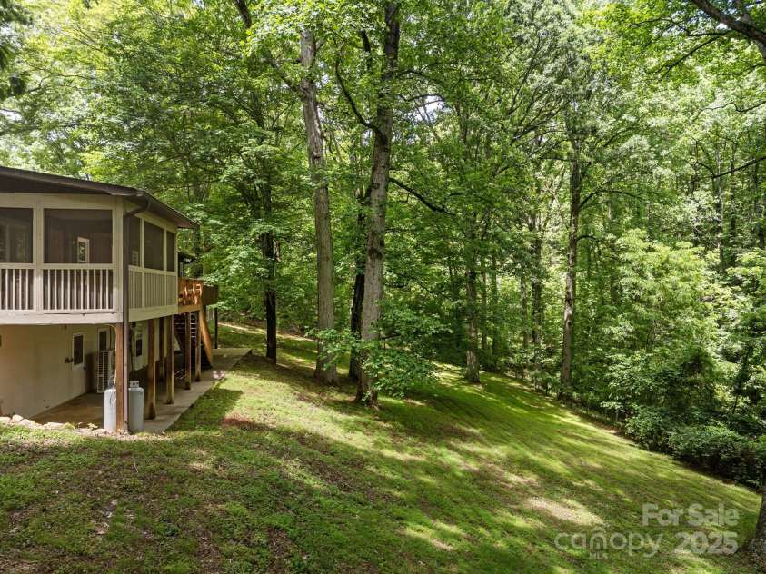 1128 Forest Street, Mars Hill, NC 28754.  MLS# CAR4254715, YatesRealty ID 17165. 