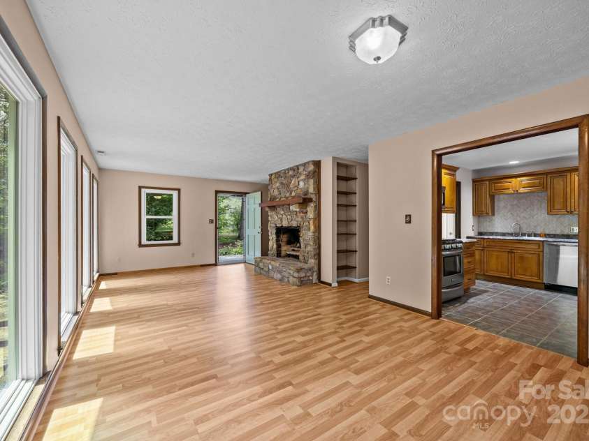 1128 Forest Street, Mars Hill, NC 28754.  MLS# CAR4254715, YatesRealty ID 17165. 