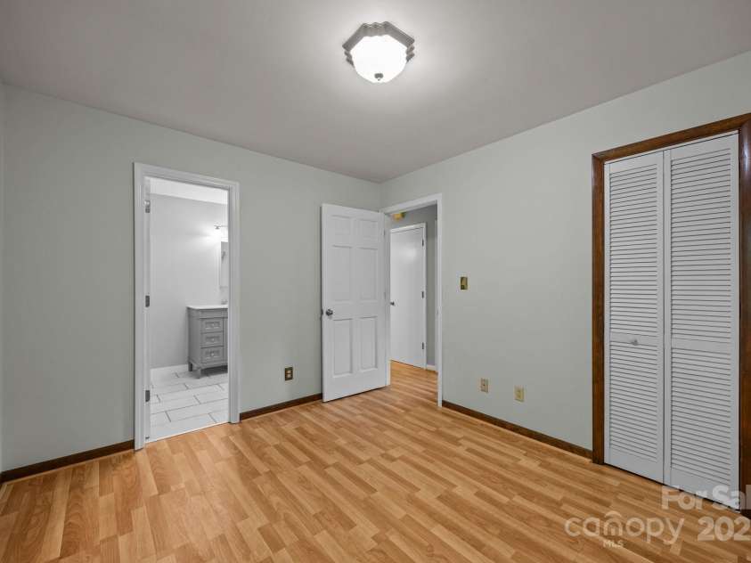 1128 Forest Street, Mars Hill, NC 28754.  MLS# CAR4254715, YatesRealty ID 17165. 