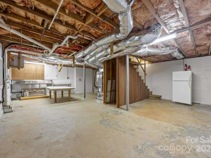 1128 Forest Street, Mars Hill, NC 28754.  MLS# CAR4254715, YatesRealty ID 17165. 