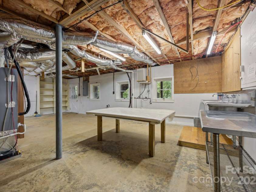 1128 Forest Street, Mars Hill, NC 28754.  MLS# CAR4254715, YatesRealty ID 17165. 