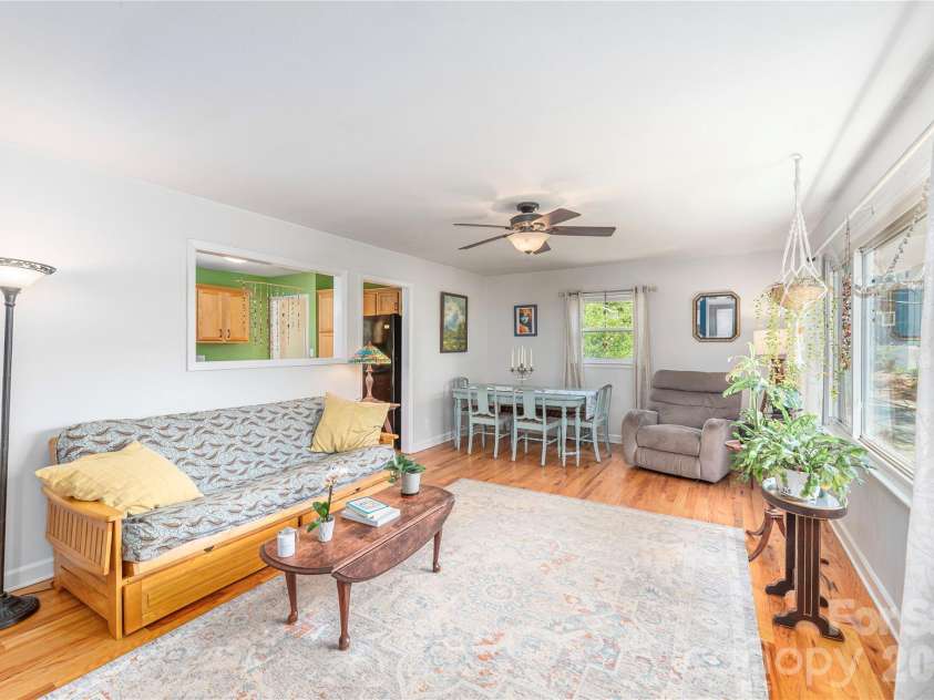 159 Sand Hill Road, Asheville, NC 28806.  MLS# CAR4370635, YatesRealty ID 17165. 