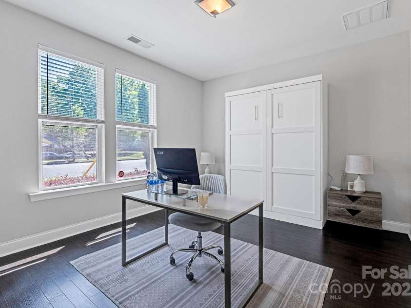 2551 Statesville Avenue, Charlotte, NC 28206.  MLS# CAR4248477, YatesRealty ID 17169. 