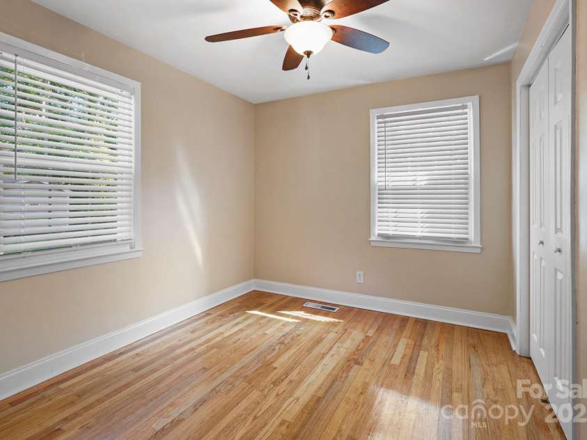 2830 Royston Road, Charlotte, NC 28208.  MLS# CAR4277119, YatesRealty ID 1717. Spare Bedroom 1
