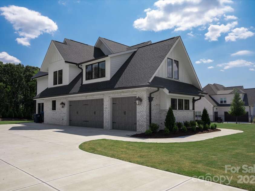 1405 Waxhaw Marvin Road, Waxhaw, NC 28173.  MLS# CAR4304043, YatesRealty ID 17170. 