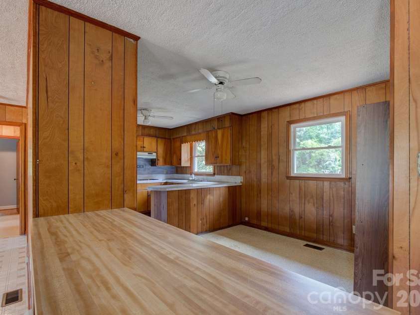 22271 Hwy 151 Highway, McBee, SC 29101.  MLS# CAR4371910, YatesRealty ID 17170. 