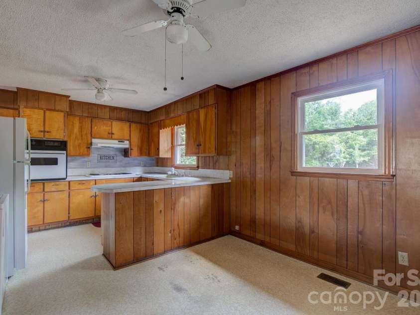 22271 Hwy 151 Highway, McBee, SC 29101.  MLS# CAR4371910, YatesRealty ID 17170. 