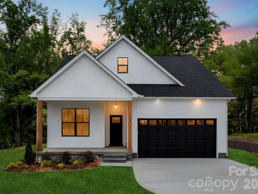 508 Pine Street, Landis, NC 28088.  MLS# CAR4368273, YatesRealty ID 17171. 