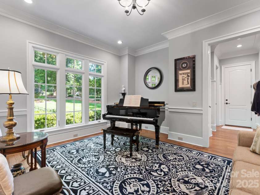 12835 Ninebark Trail, Charlotte, NC 28278.  MLS# CAR4255280, YatesRealty ID 17172. 