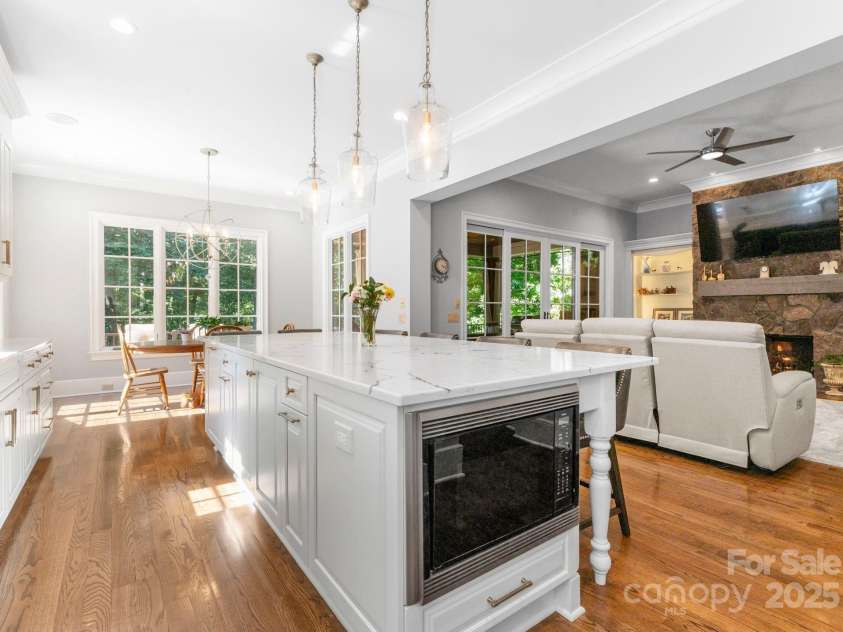 12835 Ninebark Trail, Charlotte, NC 28278.  MLS# CAR4255280, YatesRealty ID 17172. 