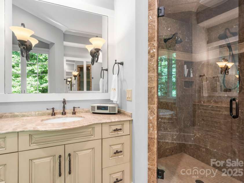 12835 Ninebark Trail, Charlotte, NC 28278.  MLS# CAR4255280, YatesRealty ID 17172. 