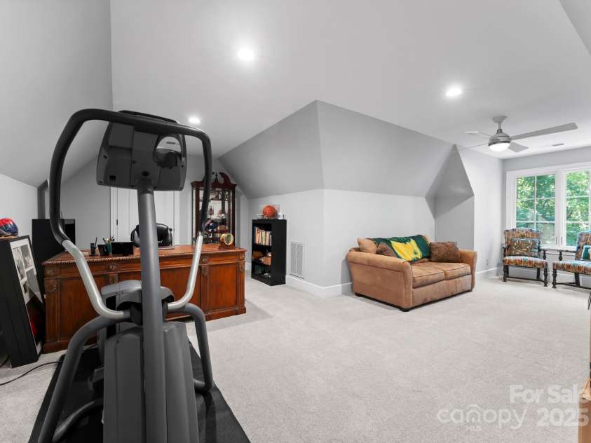 12835 Ninebark Trail, Charlotte, NC 28278.  MLS# CAR4255280, YatesRealty ID 17172. 