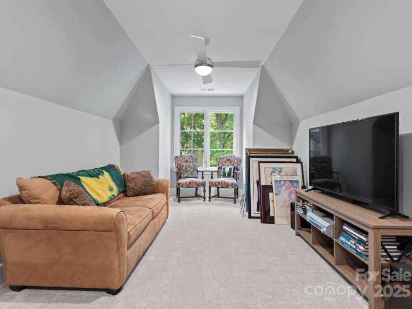 12835 Ninebark Trail, Charlotte, NC 28278.  MLS# CAR4255280, YatesRealty ID 17172. 