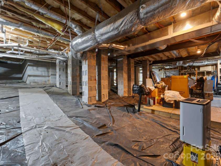 12835 Ninebark Trail, Charlotte, NC 28278.  MLS# CAR4255280, YatesRealty ID 17172. 