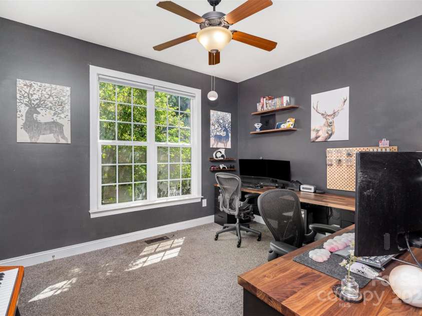 6603 Havencrest Drive, Denver, NC 28037.  MLS# CAR4254703, YatesRealty ID 17173. Bedroom