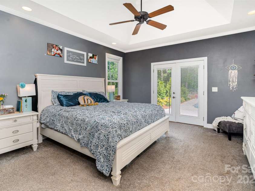 6603 Havencrest Drive, Denver, NC 28037.  MLS# CAR4254703, YatesRealty ID 17173. Primary Bedroom