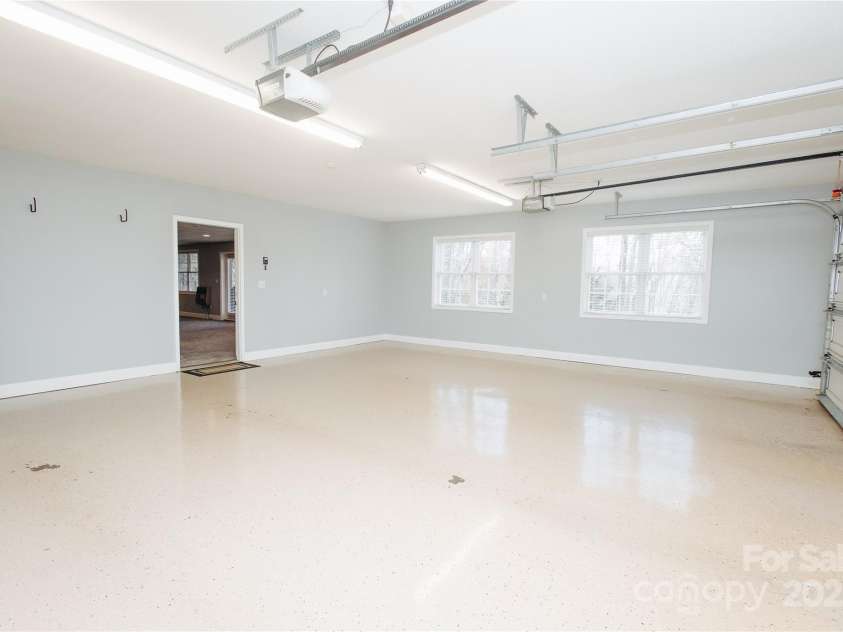 89 Bobcat Path, Marion, NC 28752.  MLS# CAR4322653, YatesRealty ID 17177. 