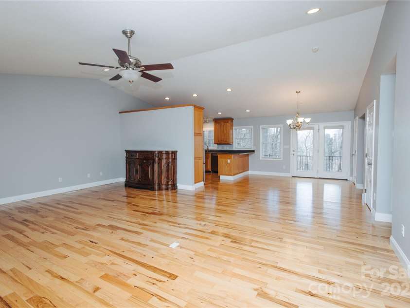 89 Bobcat Path, Marion, NC 28752.  MLS# CAR4322653, YatesRealty ID 17177. 