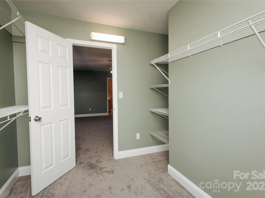 89 Bobcat Path, Marion, NC 28752.  MLS# CAR4322653, YatesRealty ID 17177. 