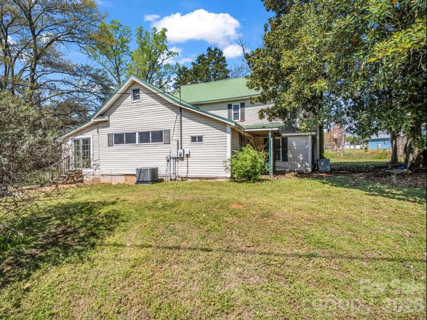 1282 Old US 74 Highway, Ellenboro, NC 28040.  MLS# CAR4365244, YatesRealty ID 17178. 