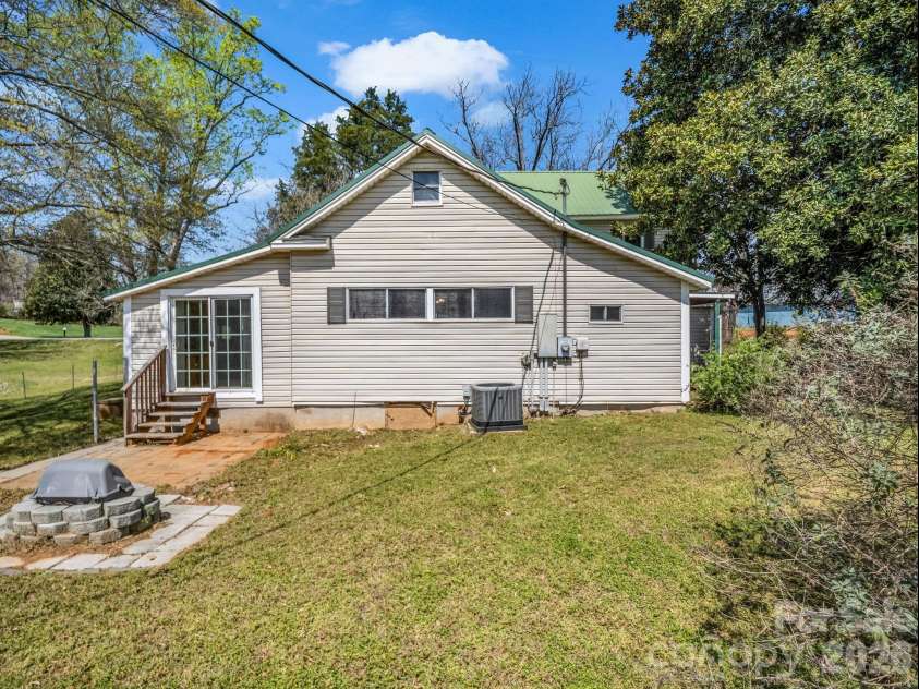 1282 Old US 74 Highway, Ellenboro, NC 28040.  MLS# CAR4365244, YatesRealty ID 17178. 