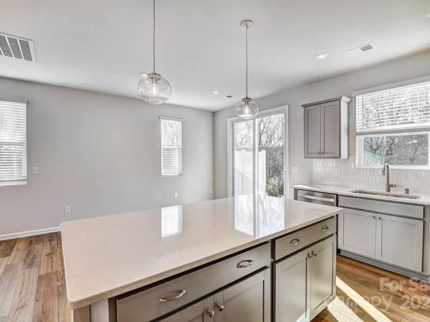 8042 Downy Oak Lane, Charlotte, NC 28269.  MLS# CAR4243405, YatesRealty ID 17178. For representation purposes of floorplan only, actual homesite is under construction and design and structural options may vary