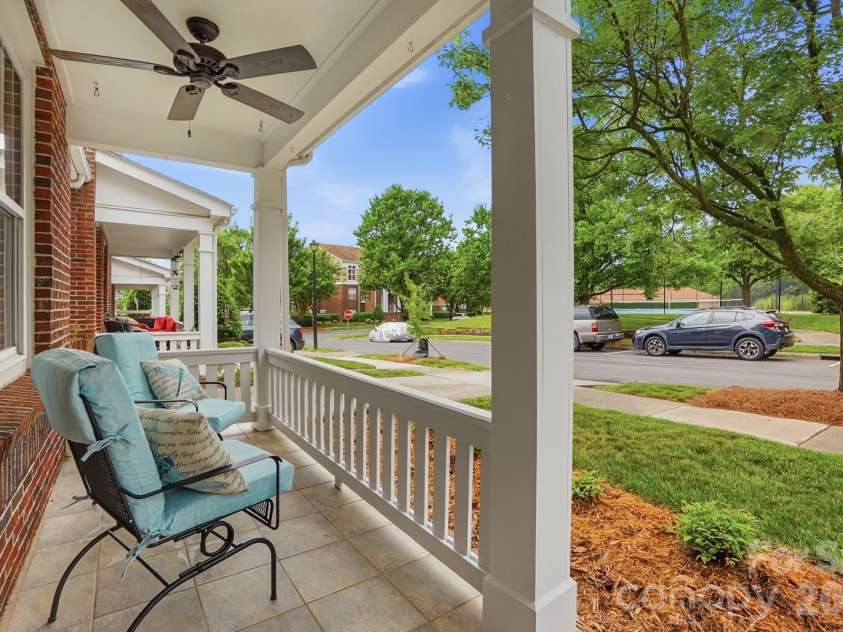 19512 Topgallant Drive, Cornelius, NC 28031.  MLS# CAR4375197, YatesRealty ID 17179. 