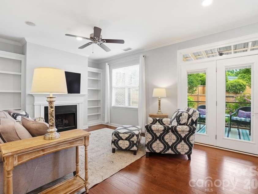 19512 Topgallant Drive, Cornelius, NC 28031.  MLS# CAR4375197, YatesRealty ID 17179. 