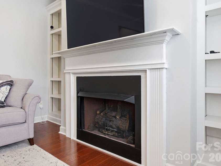 19512 Topgallant Drive, Cornelius, NC 28031.  MLS# CAR4375197, YatesRealty ID 17179. 