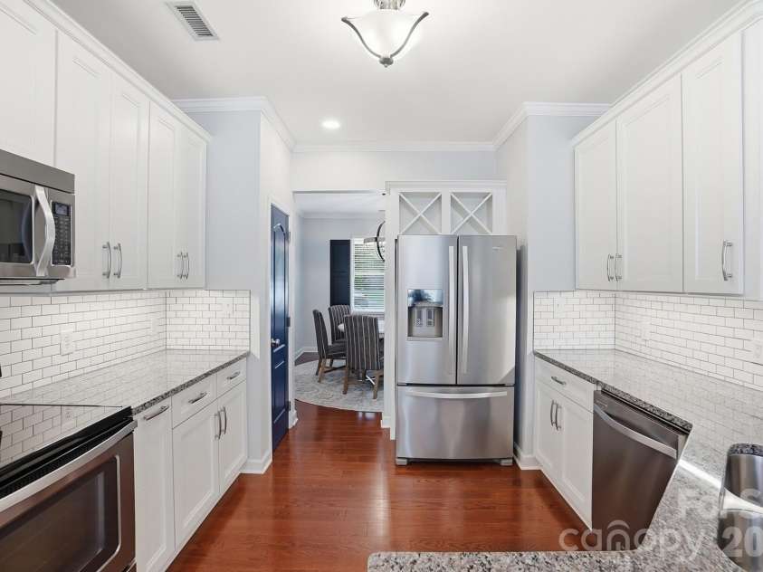 19512 Topgallant Drive, Cornelius, NC 28031.  MLS# CAR4375197, YatesRealty ID 17179. 