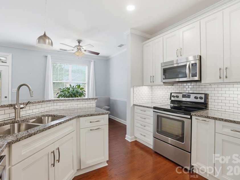 19512 Topgallant Drive, Cornelius, NC 28031.  MLS# CAR4375197, YatesRealty ID 17179. 