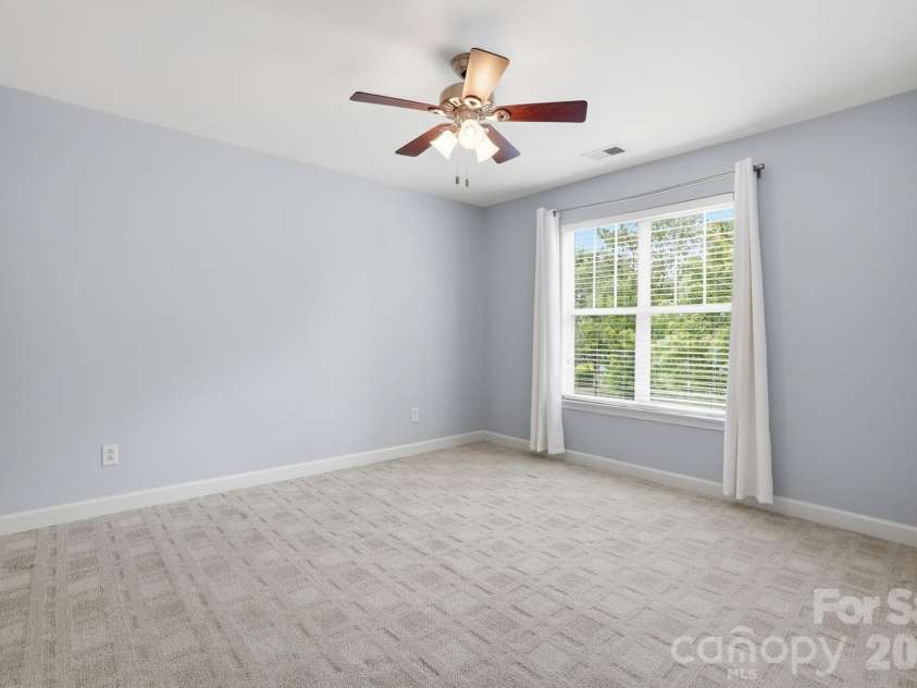 19512 Topgallant Drive, Cornelius, NC 28031.  MLS# CAR4375197, YatesRealty ID 17179. 