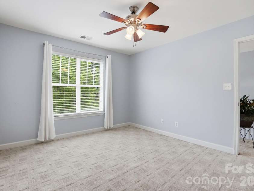 19512 Topgallant Drive, Cornelius, NC 28031.  MLS# CAR4375197, YatesRealty ID 17179. 