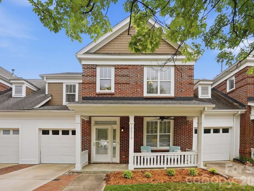 19512 Topgallant Drive, Cornelius, NC 28031.  MLS# CAR4375197, YatesRealty ID 17179. 