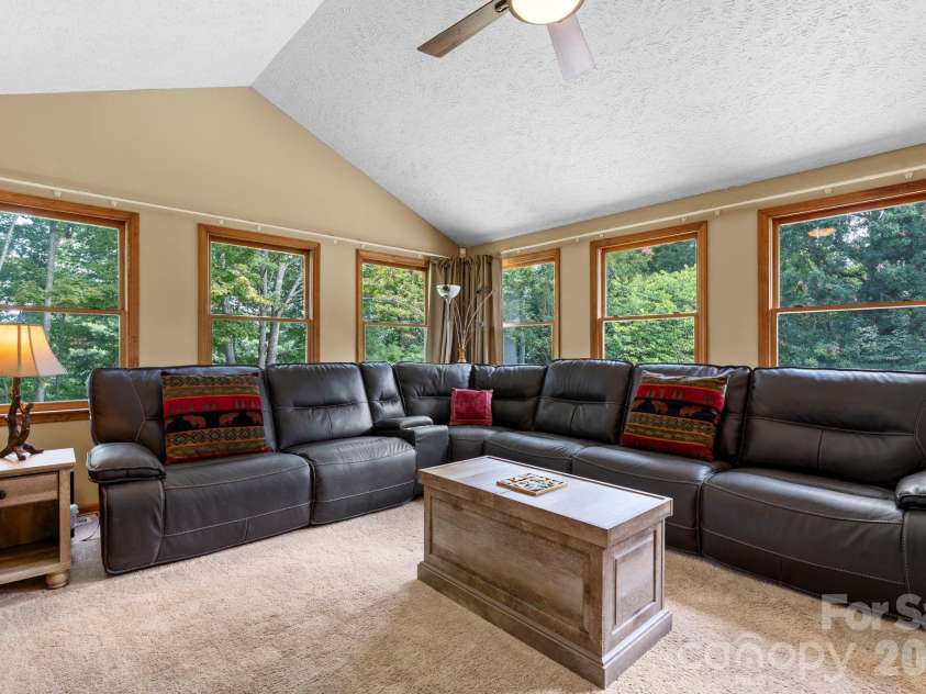4415 Laurel Ridge Drive, Lenoir, NC 28645.  MLS# CAR4290774, YatesRealty ID 1718. 