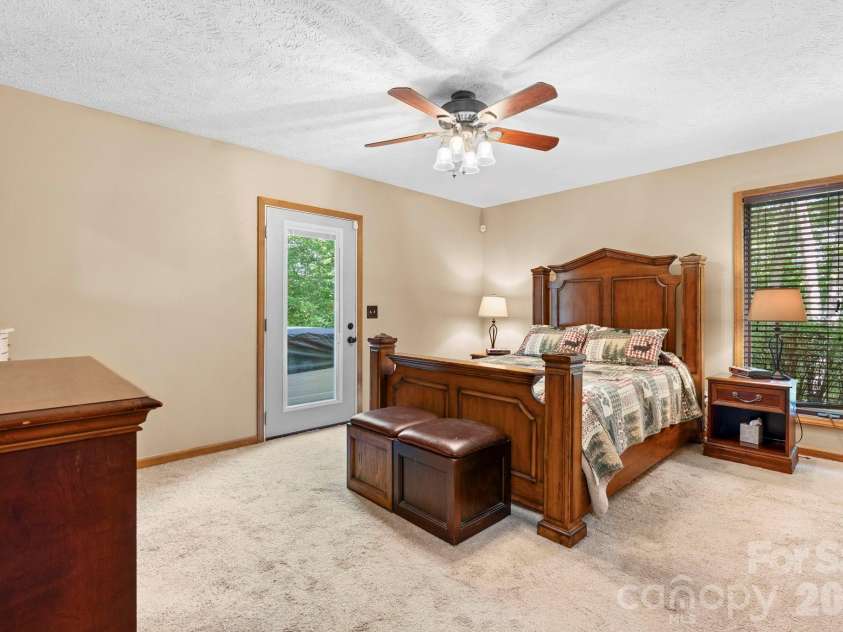 4415 Laurel Ridge Drive, Lenoir, NC 28645.  MLS# CAR4290774, YatesRealty ID 1718. 