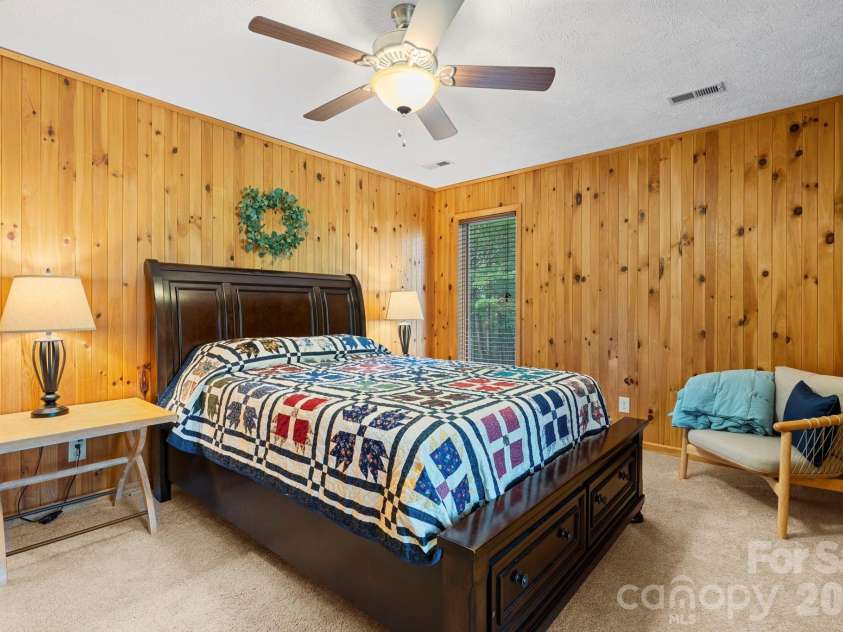 4415 Laurel Ridge Drive, Lenoir, NC 28645.  MLS# CAR4290774, YatesRealty ID 1718. 