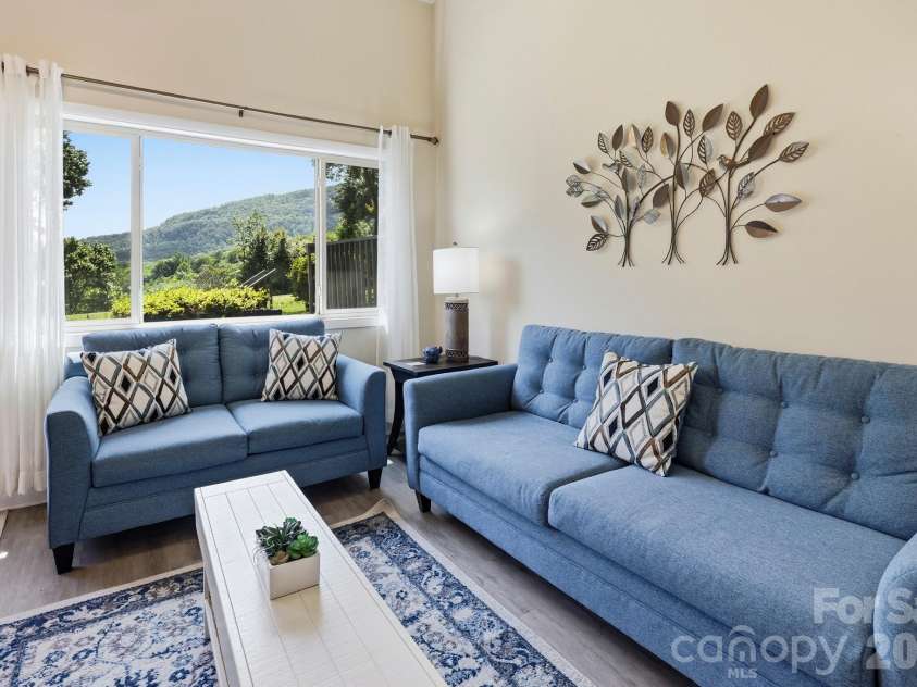 126 Hillside Court, Lake Lure, NC 28746.  MLS# CAR4375552, YatesRealty ID 17181. 