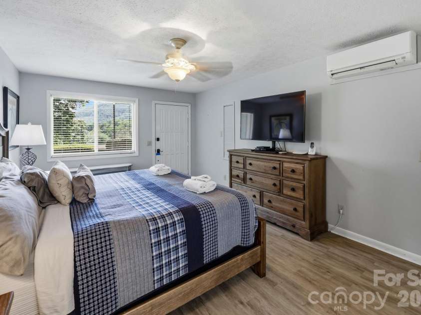 126 Hillside Court, Lake Lure, NC 28746.  MLS# CAR4375552, YatesRealty ID 17181. 