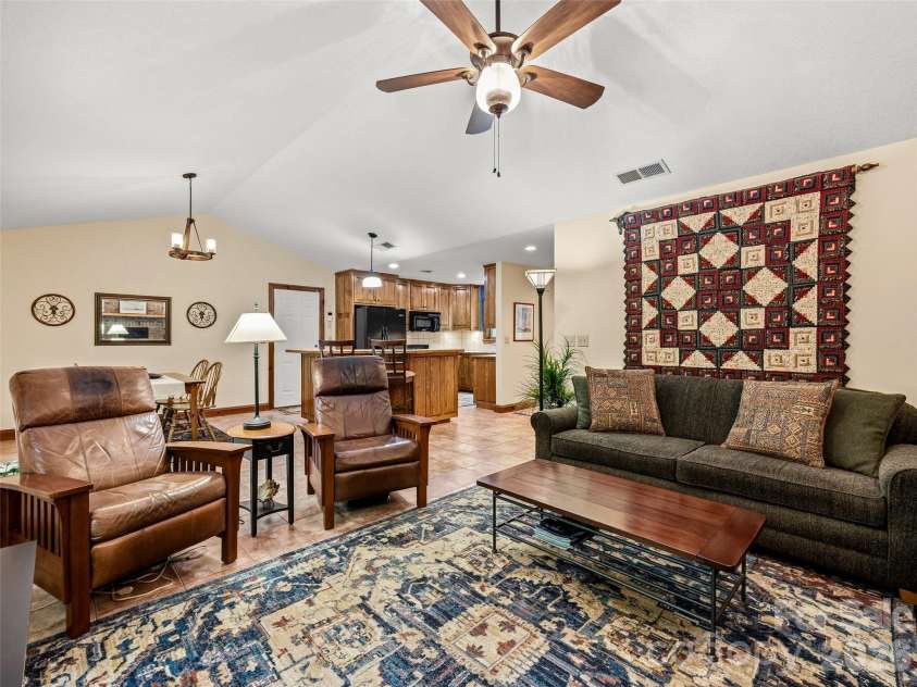 19 Doshia Lane, Fletcher, NC 28732.  MLS# CAR4376164, YatesRealty ID 17182. 