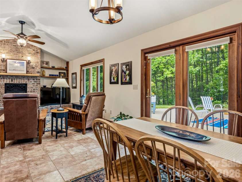 19 Doshia Lane, Fletcher, NC 28732.  MLS# CAR4376164, YatesRealty ID 17182. 