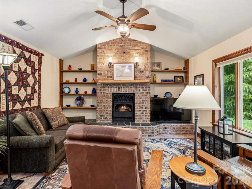 19 Doshia Lane, Fletcher, NC 28732.  MLS# CAR4376164, YatesRealty ID 17182. 