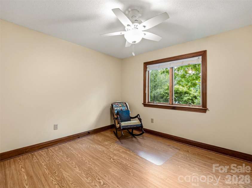 19 Doshia Lane, Fletcher, NC 28732.  MLS# CAR4376164, YatesRealty ID 17182. 