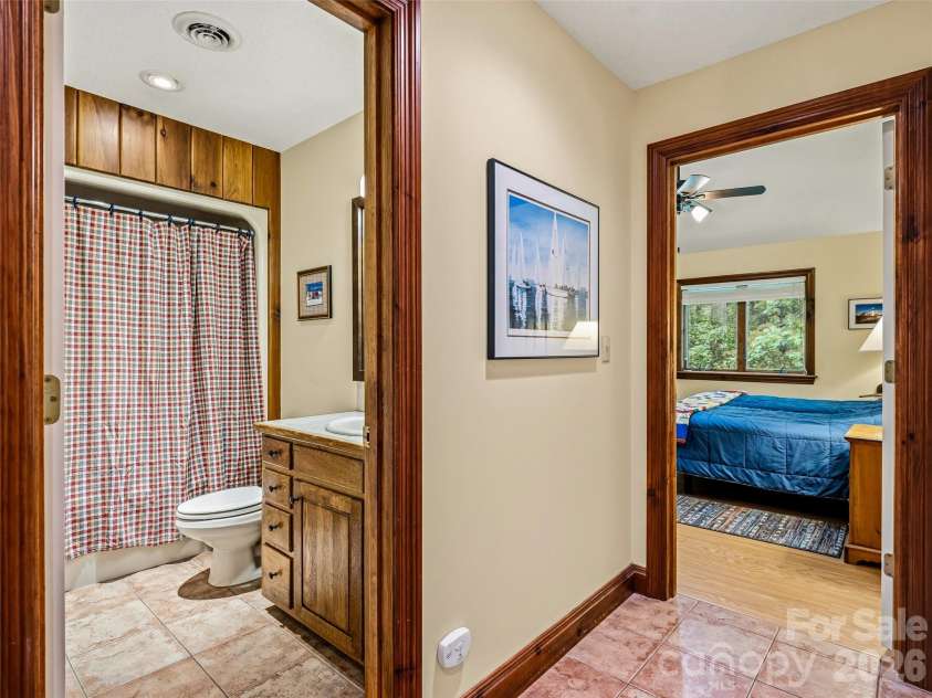 19 Doshia Lane, Fletcher, NC 28732.  MLS# CAR4376164, YatesRealty ID 17182. 