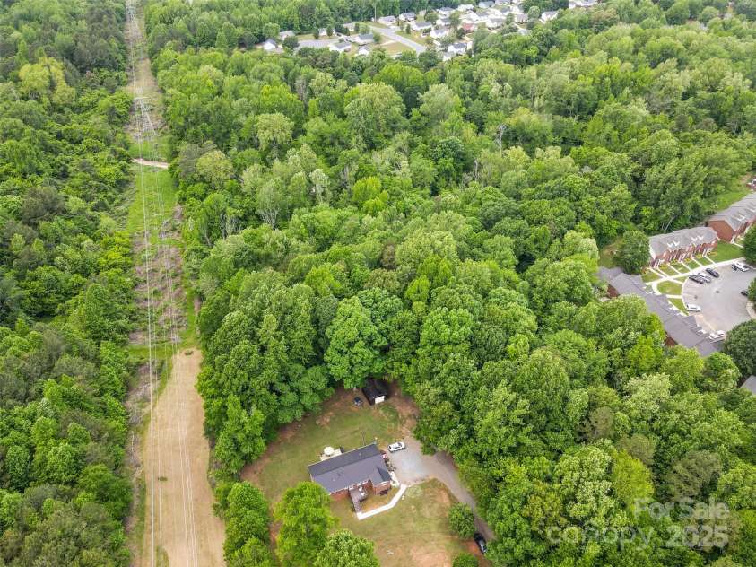 1792 Hoffman Road, Gastonia, NC 28054.  MLS# CAR4254076, YatesRealty ID 17184. 