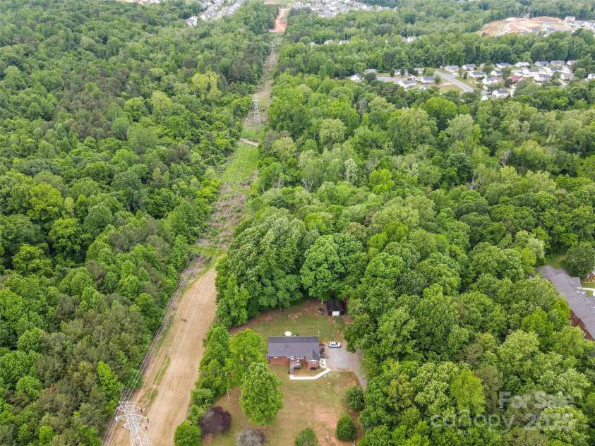 1792 Hoffman Road, Gastonia, NC 28054.  MLS# CAR4254076, YatesRealty ID 17184. 