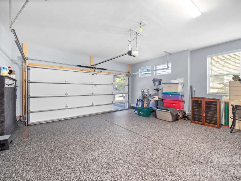 1658 Unison Drive, Charlotte, NC 28262.  MLS# CAR4374592, YatesRealty ID 17185. 